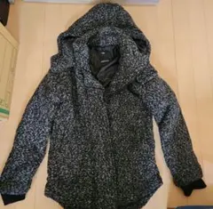 AZUL　フード付きダウンジャケット