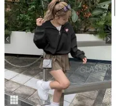 ロゴハート刺繍パーカー