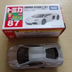 新品タカラトミー ランボルギーニ アヴェンタドール LP 700-4