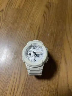 Casio Baby-G ホワイト BGA-230-7B2