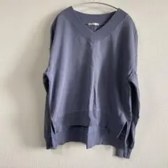 グレー Vネック トレーナー