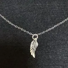 【Silver925】羽ネックレス／レディース ✧ 大人可愛い上品アクセサリー