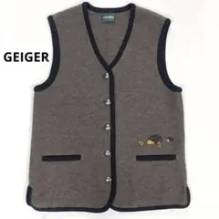 2025年最新】チロリアンベストの人気アイテム - メルカリ