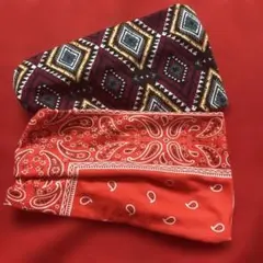 幾何学模様 バンダナ・スカーフ 赤黒、モダンで素敵です。幅広です、