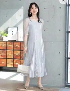 haremode ハレモード　プリーツ切替え総レースドレス　ライトグレー