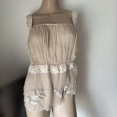 美品レース装飾 キャミソール ベージュ 花柄刺繍のサムネイル