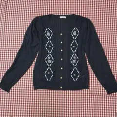 美品　axesfemmアクシーズ 花柄刺繍 ネイビー ニットカーディガン 長袖