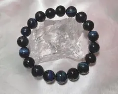 ブルータイガーアイのブレスレット〜決断と前進を象徴する石〜