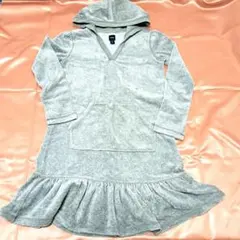 ​美品 GAP 150 フードワンピース グレー ハート ラインストーン ベロア
