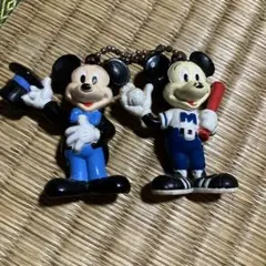 ディズニー ミッキーマウス　キーホルダー 2点セット