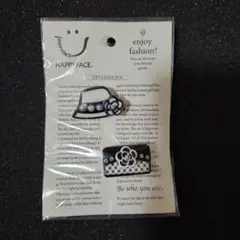 HAPPY FACE 花とパールのブローチ 2個セット新品未開封