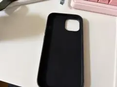 iPhone 15の純正ケースのサムネイル