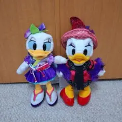 ディズニー ぬいぐるみバッジ デイジー 2点セット