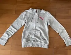 PUMA グレー フード付きパーカー