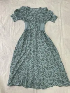 ✳︎最終値下げ✳︎ナチュラルビューティベーシック　花柄ワンピース