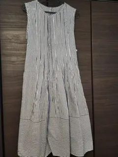 Item thumbnail for item 71ca43ee-3701-4470-9159-c1cafaf694e8