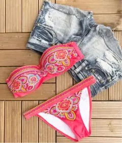 残りわずか!!送料無料 プチプラ !!ビキニ 水着 ペイズリー ハワイ