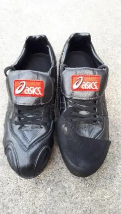 【最終価格】アシックス野球用スパイク　金属製　左利き用P皮付　　２６センチ