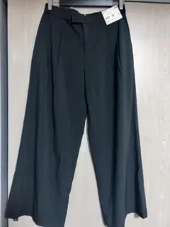 ユニクロ C 感動タックワイドパンツ ダークグレー XL