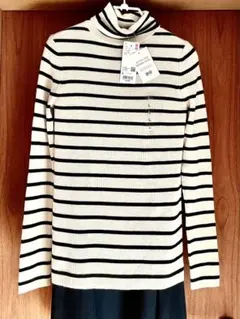 新品ユニクロエクストラファインメリノリブタートルネックセーターボーダー