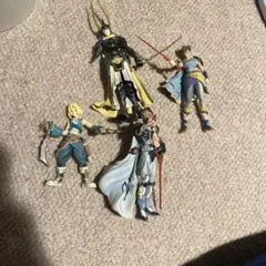 ファイナルファンタジー フィギュア 4体セット