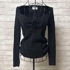 asos エイソス　Vネックトップス　ブラック Lサイズのサムネイル