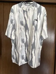 THE NORTH FACE カモフラージュ Tシャツ