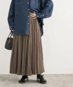 URBAN RESEARCH DOORS ランダムプリーツスカート　グレージュ