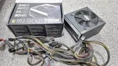 Thermaltake TR2 GOLD 700W 電源ユニット