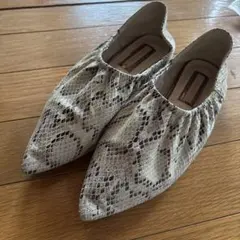 Au BANNISTER パイソン柄 フラットシューズ 37のサムネイル