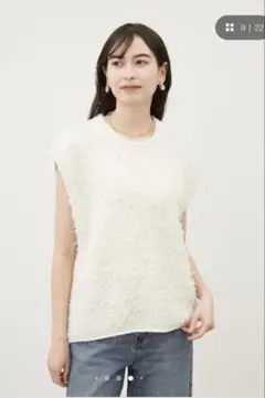 クルーネックノースリシャギーニット ホワイト Mila Owenのサムネイル
