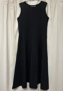 UNIQLO ウルトラストレッチワンピース ノースリーブ L ブラック