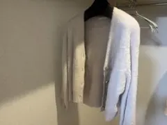 ラメフェザーヤーンVネックカーディガン