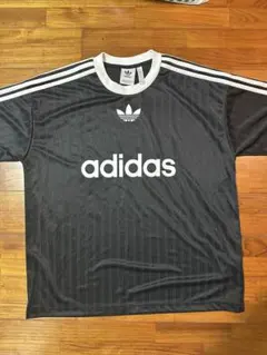 adidas ストライプ Tシャツ ブラック 半袖 アディダス