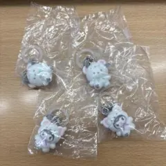 サンリオ ガチャ クロミ ポチャッコ めじるしアクセサリー ふわふわスノー