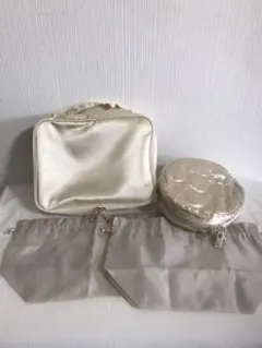 新品未使用 トラベルポーチ 指輪 ピアス ランジェリー 収納