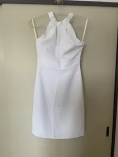 ホルターネック　ワンピース