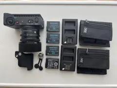 SIGMA fp +純正バッテリー追加2品＋充電器 SIGMA fp Lでバッテリーを使用せずにコンセント給電が可能なAC