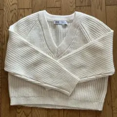 値下げ⭐️ZARA アイボリー Vネック セーター