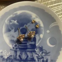 【✨幸運✨】パール付き花モチーフゴールドピアス