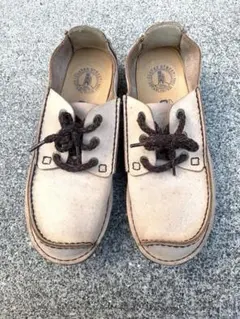 clarks originals ブーツ