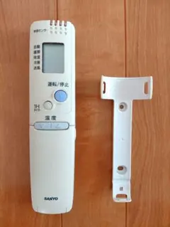 SANYO エアコン用リモコン RCS-ZP1 ④ - メルカリ