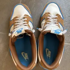 Nike スニーカー ブラウン/ホワイト/ブルー