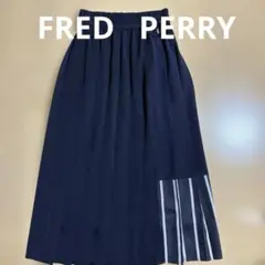 FRED PERRY プリーツスカート ネイビーのサムネイル