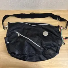 【美品】オロビアンコ orobianco ショルダーバッグ ブラック　千鳥格子のサムネイル