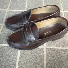 Item thumbnail for item b9315937-9307-4105-8eac-066503d37f3a