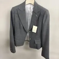 グレー テーラードジャケット ショート丈