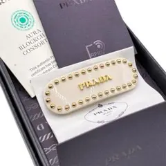 PRADA プラダ バレッタ 髪留め ヘアクリップ ヘアアクセサリー アイボリーのサムネイル