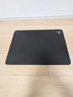 Razer Acari ゲーミングマウスパッド