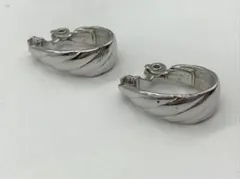 モネ Monet フープイヤリング ■ シルバー系 トップ全長2,7cm 高級